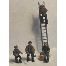 A148 Painters/Window Cleaner Figures & Ladder Unpainted Kit (N Scale 1/148th)