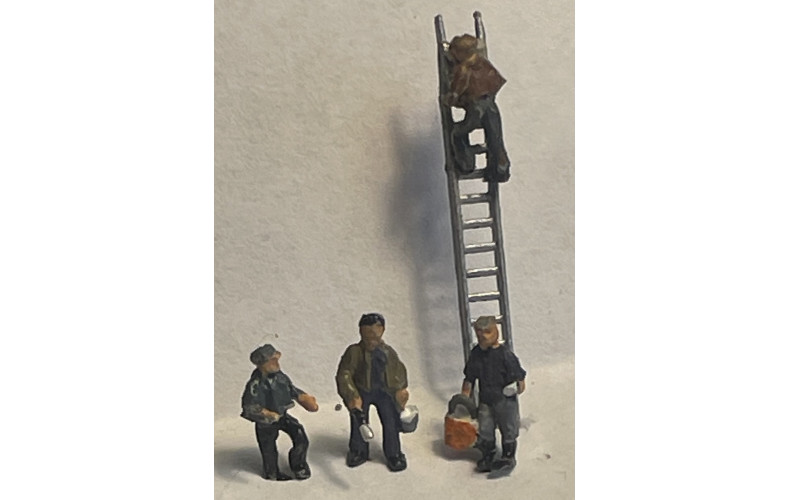 A148 Painters/Window Cleaner Figures & Ladder Unpainted Kit (N Scale 1/148th)