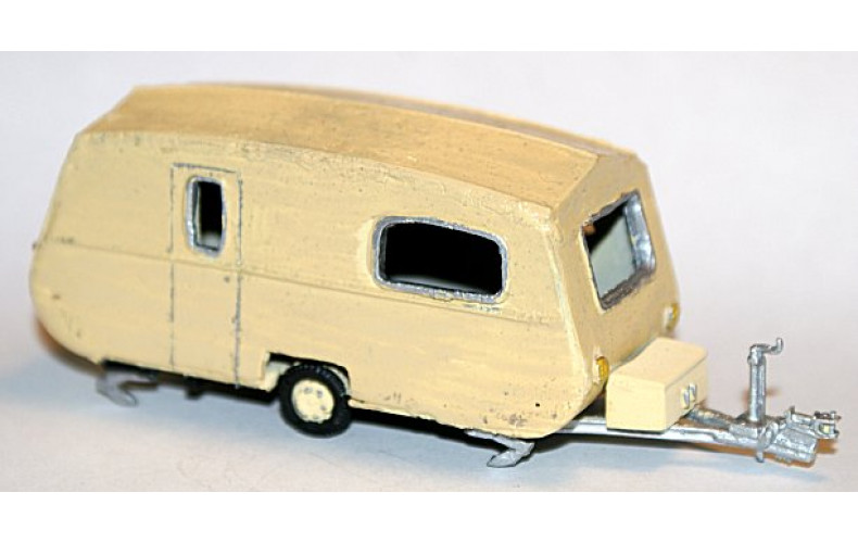 G192 16ft Touring Caravan Unpainted Kit (OO Scale 1/176th)