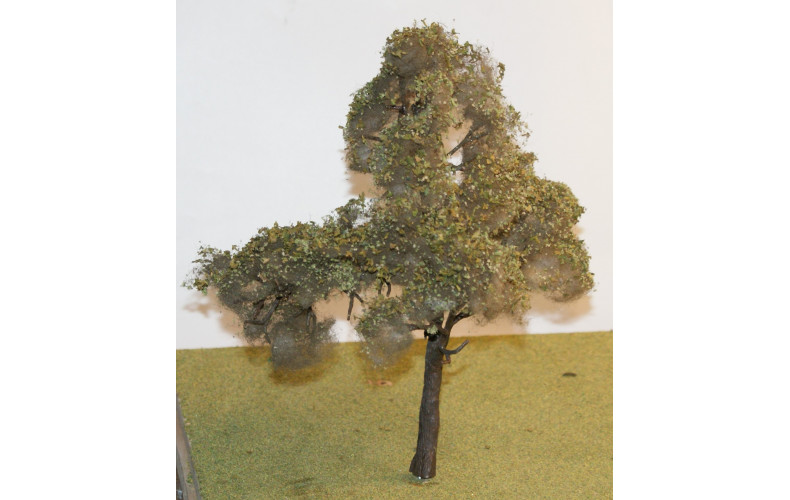 TR4 Tall Dead / Winter Tree.  225mmtall x 180mm No Scale